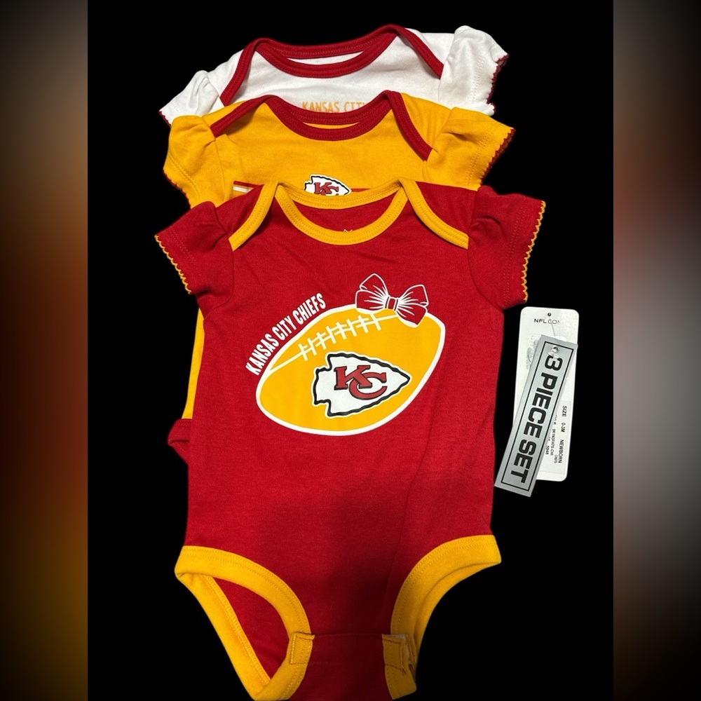 NFL Chiefs 3 pc Baby onesies 0-3 mo